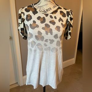 Adorable Animal Print Short sleeve shirt